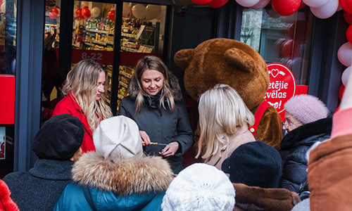 Carousel background image